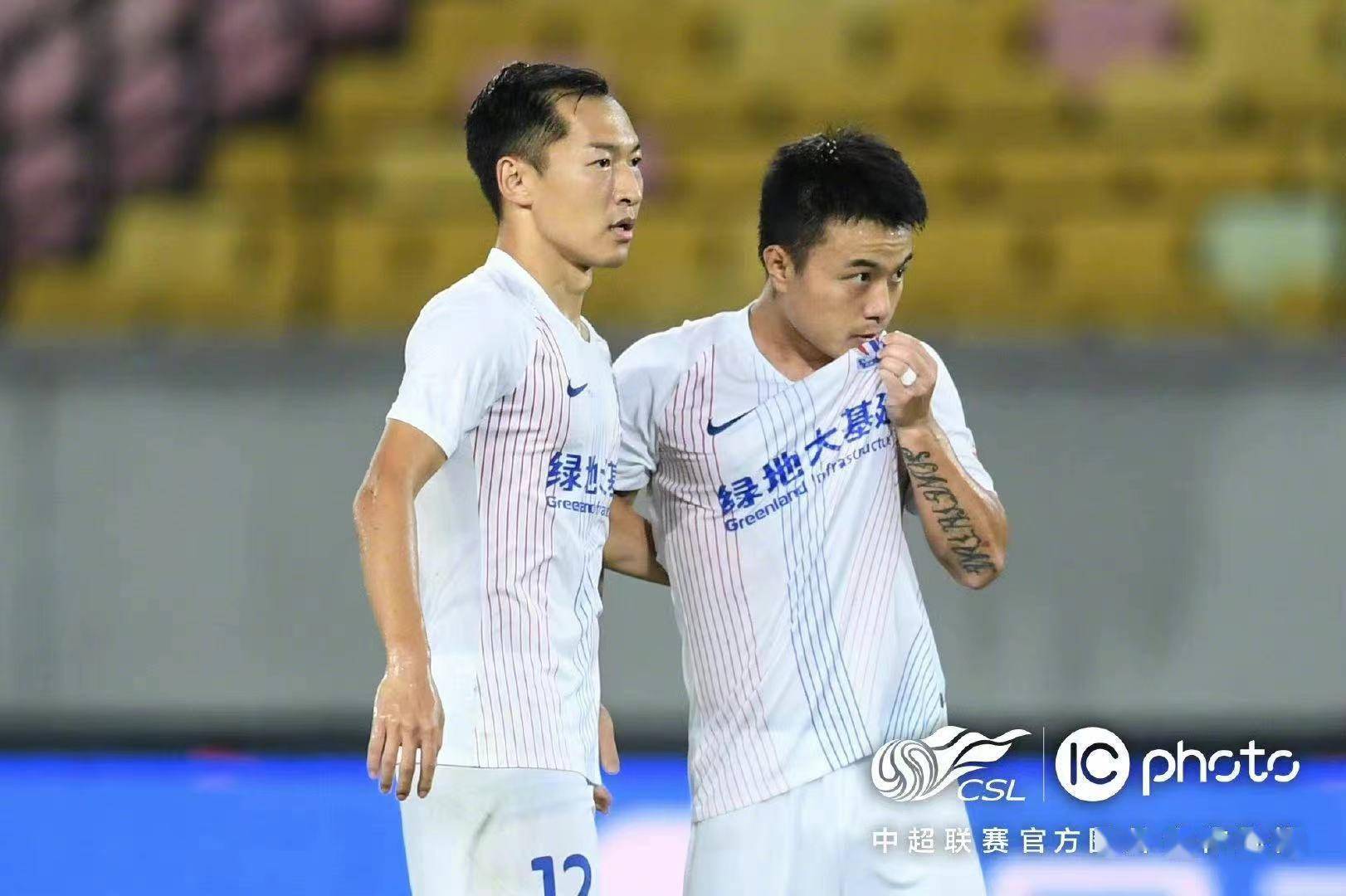 关键时刻金州勇士调整名单以备中超，门线救险环节打磨，底气十足，临场指挥获称赞(金州勇士队最新消息今天直播)-开云娱乐官网