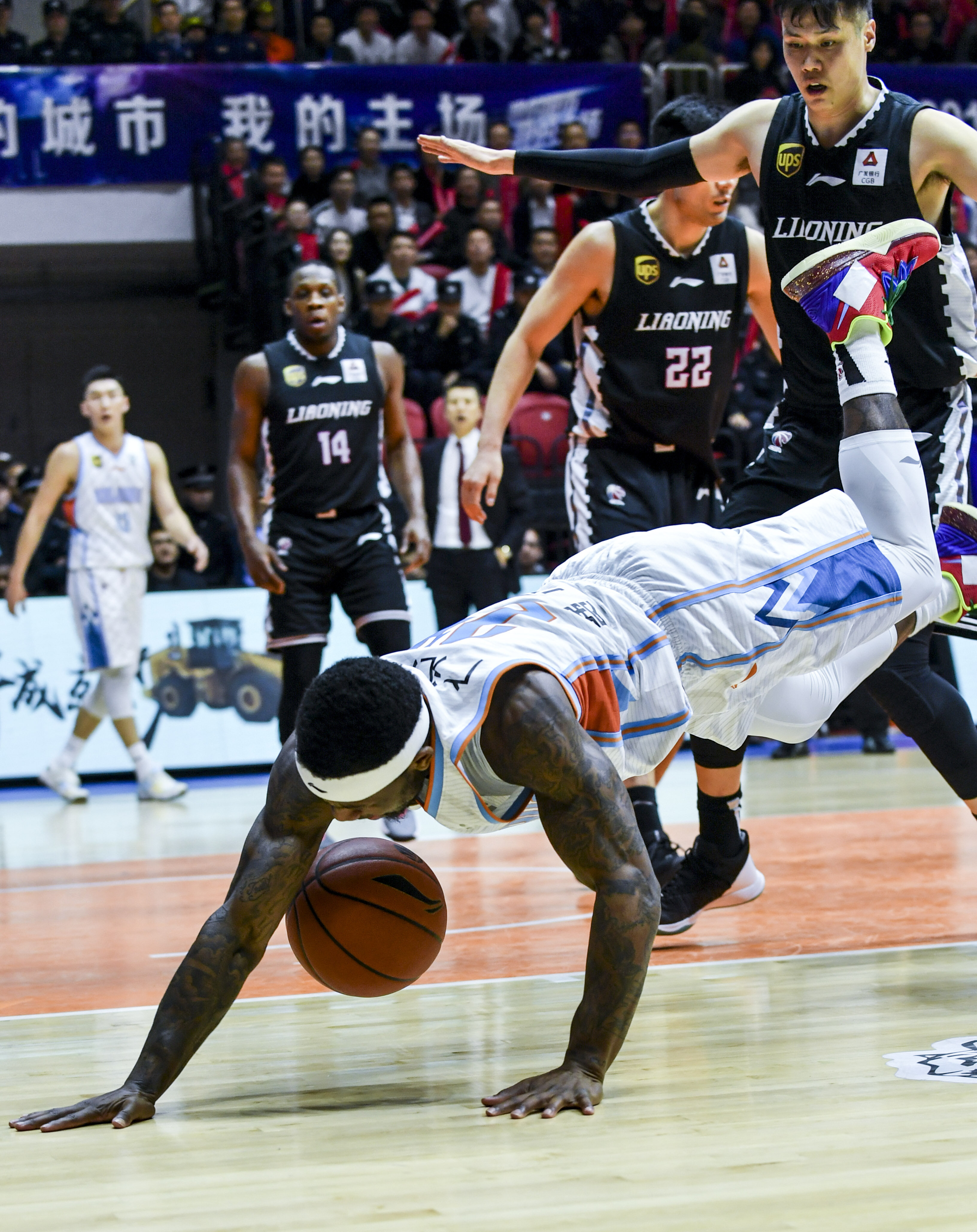 瓦伦西亚足球阵容-开云电竞