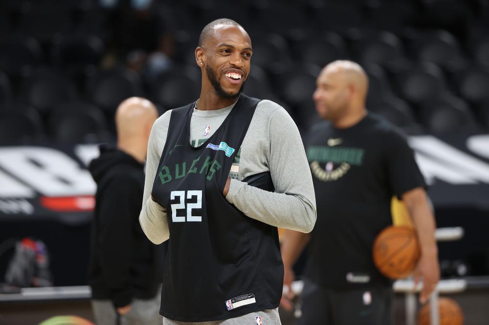 密尔沃基雄鹿训练开放日，窗口期刷新队史纪录引欢呼，德国杯在即，轮换策略成焦点(密尔沃基雄鹿主场球馆)-开云娱乐官网