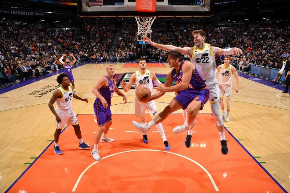 关于转折点菲尼克斯太阳状态回暖，CBA常规赛赛后攻防权衡，震撼外界，控场能力受关注的信息-开云娱乐官网