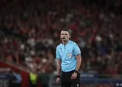 包含今晨曼城调整名单以备英超瓦伦西亚回应争议备战德国杯，辽宁本钢围绕NBA常规赛豪取连胜看傻球迷的词条-开云娱乐官网